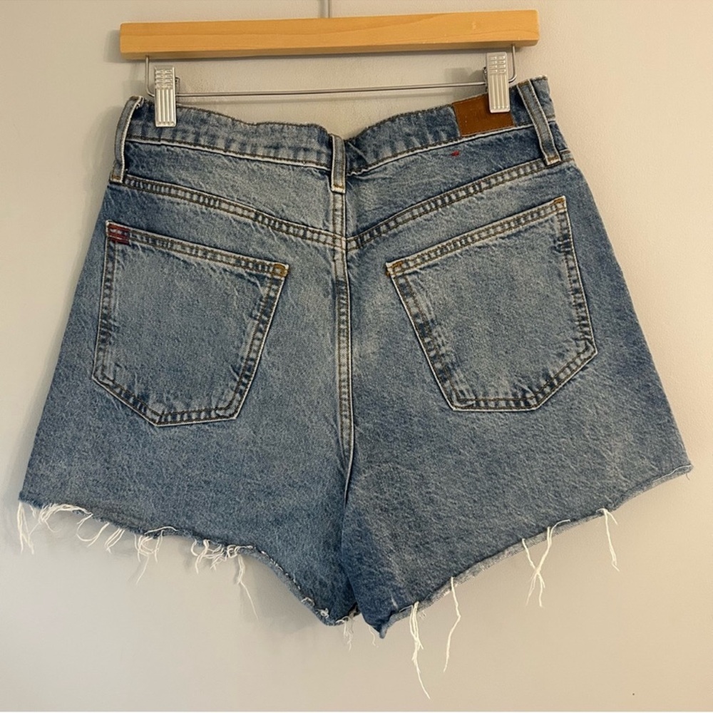 Urban Outfitters BDG A-Line Short Denim Shorts Light Wash Women’s Size 29 - Picture 5 of 13